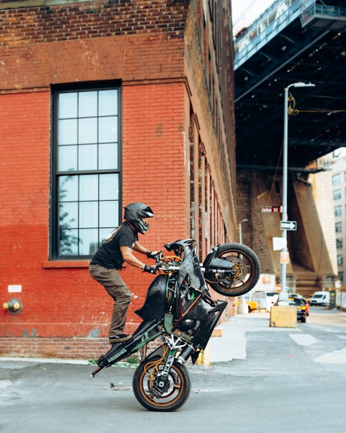 Stunt Workshops for Aspiring Performers